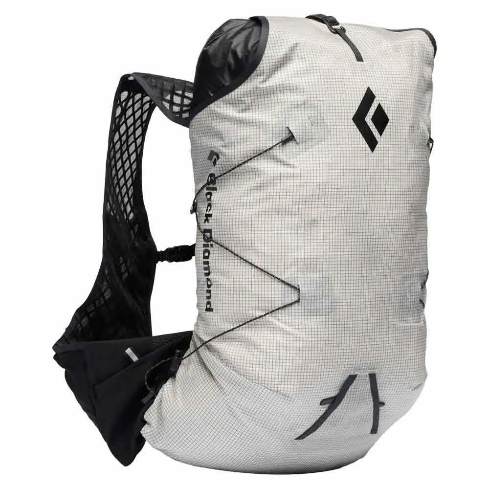 Black Diamond Distance 15 mochila trail