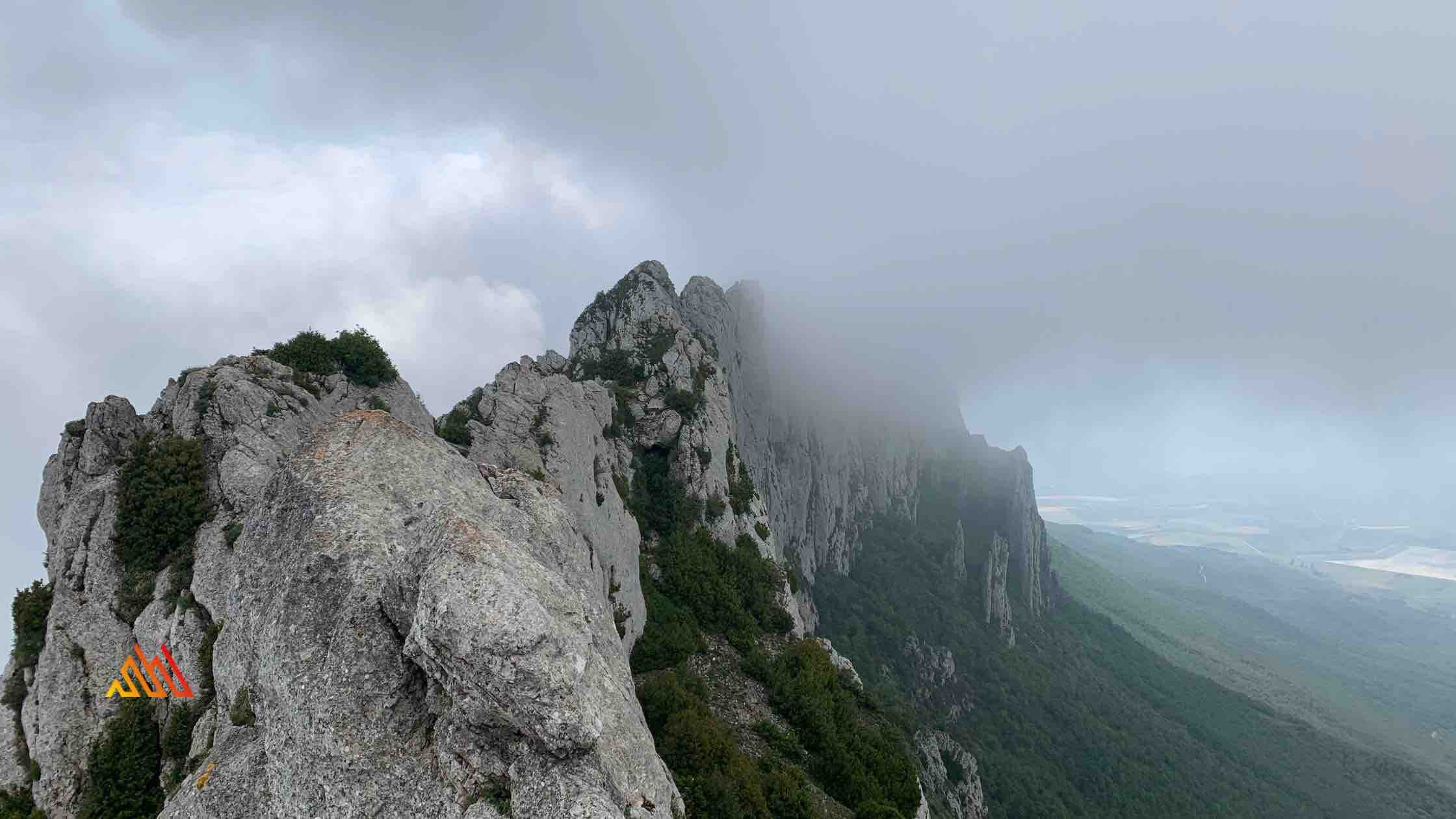 Tormenta Eléctrica en Montaña